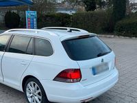 Gebraucht VW Golf VI 105 PS (77 kW) 2011 Weiß Kleinwagen