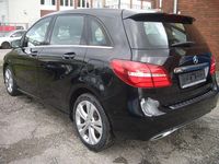 Gebraucht Mercedes B180 109 PS (80 kW) 2016 Schwarz Van / Kleinbus