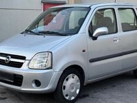 Gebraucht Opel Agila 60 PS (44 kW) 2004 Silber Van / Kleinbus