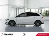 Gebraucht Mercedes B200 Progressive 163 PS (119 kW) 2026 Weiß Kleinwagen