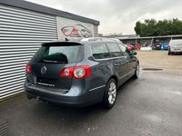 Gebraucht VW Passat 122 PS (89 kW) 2009 Grau Kombi