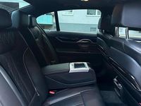 Gebraucht BMW 740 M Sport 340 PS (250 kW) 2017 Schwarz Limousine