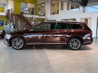 Gebraucht VW Passat 190 PS (139 kW) 2018 Rot Kombi