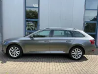 Gebraucht Skoda Superb Style 150 PS (110 kW) 2024 Grau Limousine