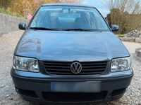 Gebraucht VW Polo 60 PS (44 kW) 2001 Grau Kleinwagen