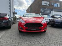 Gebraucht Ford Fiesta Celebration 60 PS (44 kW) 2016 Rot Kleinwagen