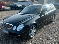 Gebraucht Mercedes E200 163 PS (119 kW) 2006 Schwarz Kombi