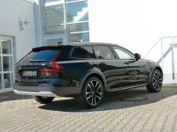 Gebraucht Volvo V90 CC Plus 197 PS (144 kW) 2024 Schwarz Kombi