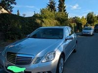 Gebraucht Mercedes E200 Elegance 184 PS (135 kW) 2010 Silber Limousine