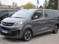 Gebraucht Opel Zafira Life Innovation 150 PS (110 kW) 2020 Mondstein grau/e:vulkan grau Van / Kleinbus