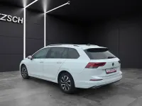Gebraucht VW Golf VIII Active 150 PS (110 kW) 2022 Weiß Kombi