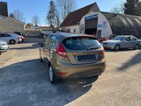 Gebraucht Ford Fiesta Trend 97 PS (71 kW) 2011 Braun Kleinwagen