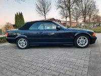 Gebraucht BMW 320 Cabriolet 150 PS (110 kW) 1997 Blau Cabrio