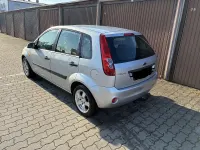 Gebraucht Ford Fiesta 80 PS (58 kW) 2007 Grau Kleinwagen