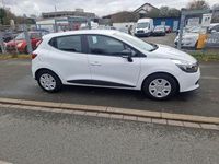 Gebraucht Renault Clio IV Expression 73 PS (53 kW) 2015 Weiß Limousine