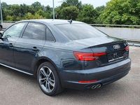 Gebraucht Audi A4 S-Line 190 PS (139 kW) 2018 Grau Limousine