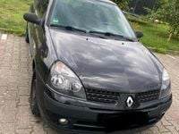 Second-hand Renault Clio II 58 CP (42 kW) 2006 Negru Hatchback