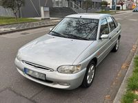 Gebraucht Ford Escort Ghia 90 PS (66 kW) 1998 Silber Limousine