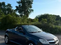 Gebraucht Opel Tigra Edition 90 PS (66 kW) 2009 Blau Cabrio
