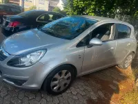 Gebraucht Opel Corsa 101 PS (74 kW) 2010 Silber Kleinwagen