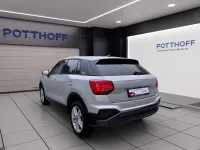 Używany Audi Q2 Advanced 116 KM (85 kW) 2025 Srebrny SUV