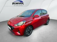 Gebraucht Hyundai i10 Trend 63 PS (46 kW) 2025 Rot Kleinwagen