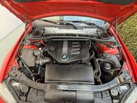 Gebraucht BMW 320 184 PS (135 kW) 2011 Rot Limousine