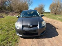 Gebraucht Toyota Auris 126 PS (92 kW) 2009 Silber Kleinwagen