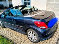 Gebraucht Peugeot 207 CC Active 156 PS (114 kW) 2012 Blau Cabrio