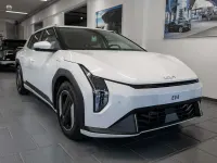 Nowe Kia EV4 Earth 150 kW (204 KM) 2026 Biały Sedan/Limuzyna