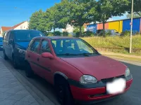 Gebraucht Opel Corsa 65 PS (47 kW) 1998 Rot Kleinwagen