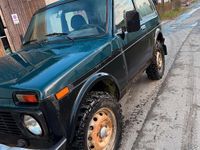 Gebraucht Lada niva 83 PS (61 kW) 2008 Grün SUV