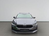 Neu Skoda Superb Selection 150 PS (110 kW) 2026 Grau Kombi