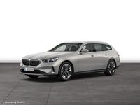 Gebraucht BMW 520 197 PS (144 kW) 2025 Grau Kombi