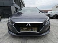 Gebraucht Hyundai i30 Passion Plus 140 PS (102 kW) 2018 Micron grey / met Kombi