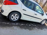 Gebraucht Peugeot 207 90 PS (66 kW) 2008 Gelb Kleinwagen