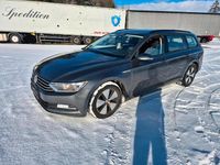 Gebraucht VW Passat 120 PS (88 kW) 2016 Grau Kombi