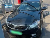 Gebraucht Kia Ceed 126 PS (92 kW) 2010 Schwarz Kleinwagen