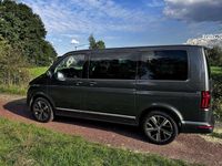 Gebraucht VW Multivan Highline 199 PS (146 kW) 2019 Grau Van