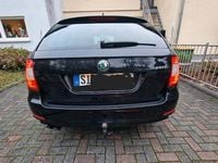 Gebraucht Skoda Superb Active 140 PS (102 kW) 2011 Kombi