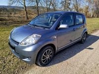 Gebraucht Daihatsu Sirion 91 PS (66 kW) 2009 Blau Kleinwagen