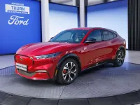Gebraucht Ford Mustang Mach-E Premium 197 kW (269 PS) 2023 Rapid red metallic SUV