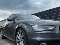 Gebraucht Audi A4 190 PS (139 kW) 2015 Grau Kombi