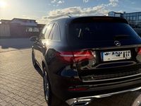Gebraucht Mercedes GLC250 211 PS (155 kW) 2019 Schwarz SUV