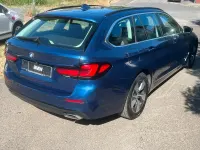 Gebraucht BMW 520 Sport Line 190 PS (139 kW) 2021 Blau Limousine
