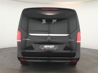Gebraucht Mercedes V300 Avantgarde 237 PS (174 kW) 2023 Obsidianschwarz Van / Kleinbus