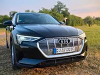 Gebraucht Audi e-tron 230 kW (313 PS) 2022 Schwarz SUV