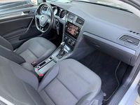 Gebraucht VW Golf VII Comfortline 150 PS (110 kW) 2020 Silber Kombi