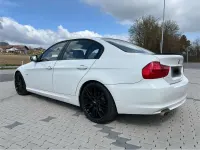 Gebraucht BMW 320 Efficient Dynamics 163 PS (119 kW) 2010 Weiß Limousine
