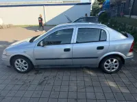Gebraucht Opel Astra 85 PS (62 kW) 2002 Silber Kleinwagen